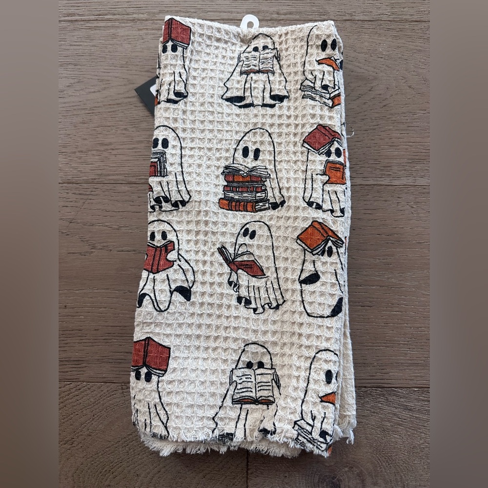 Rachel Zoe Beige and Black Ghost Reading Book Kitchen Towel (set of 3)